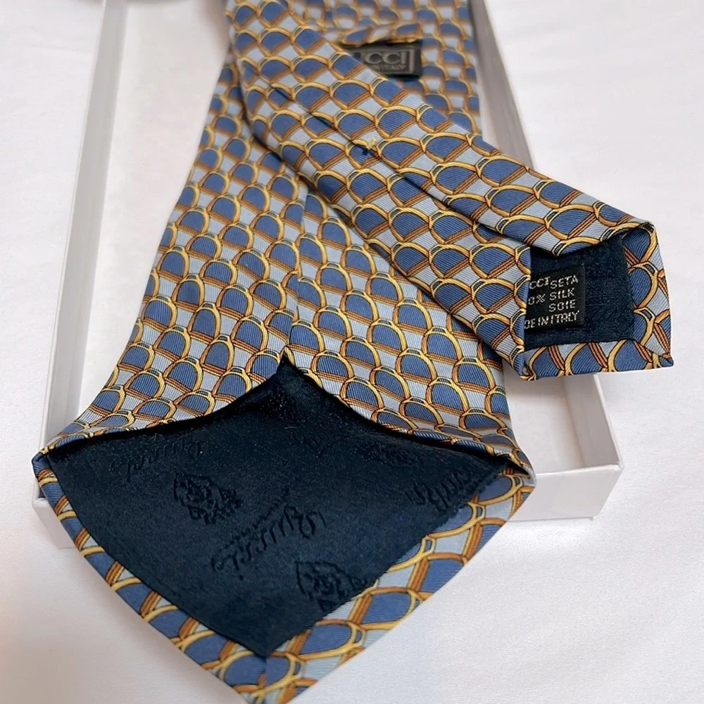 Gucci silk tie